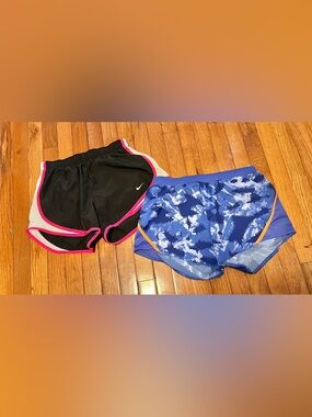 Nike Womens Black and Pink + Under armor Blue Printed Running Shorts Duo Med